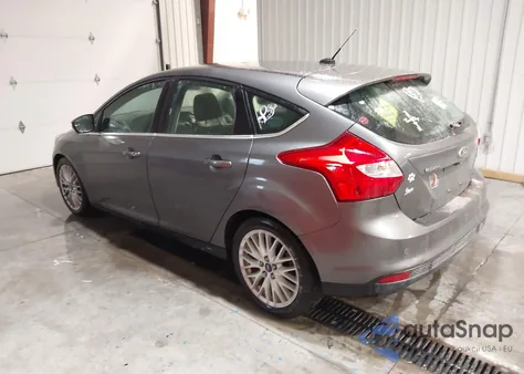 2012 Ford Focus Sel z USA, uszkodzony, nr VIN 1FAHP3M28CL331168